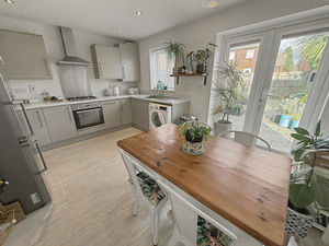 Photo 8- click for photo gallery